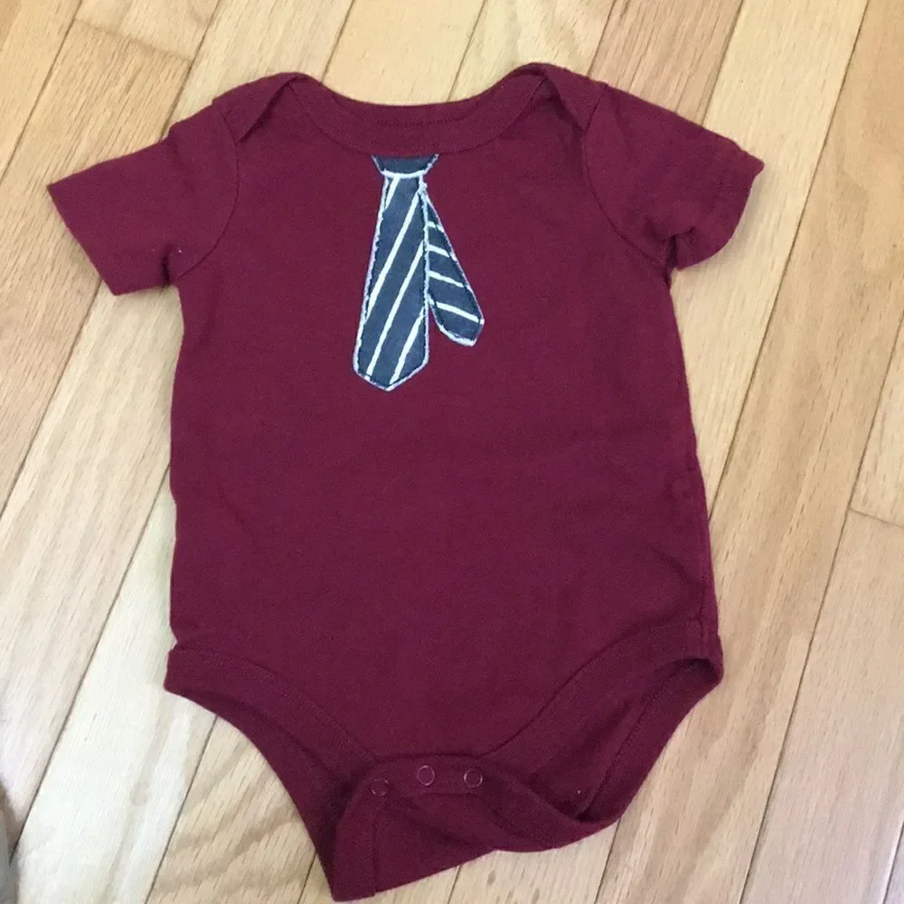 🎉HP 🎉Little Man Outfit ☕️